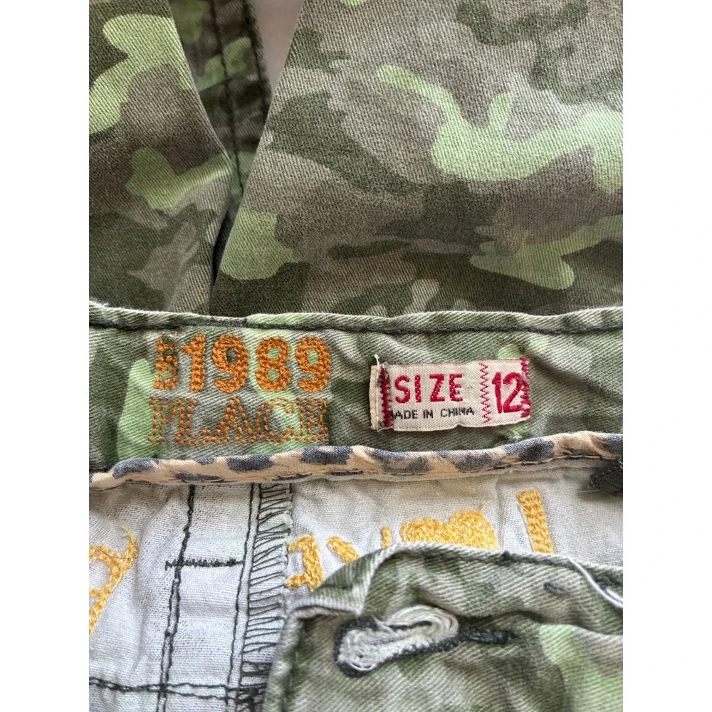 The Children's Place Girls Camo Embroidered Peace‎ Flower Pants Size 12 Green
